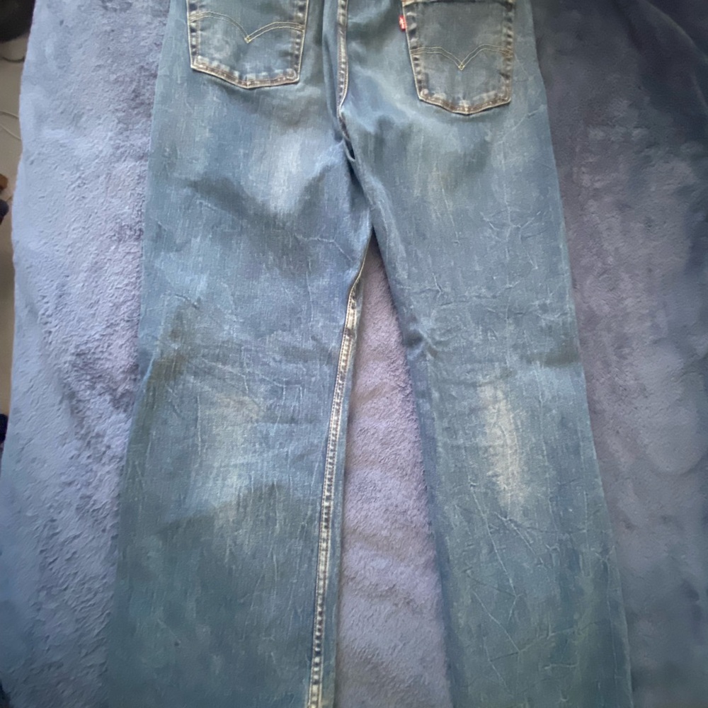 Levi’s Jeans - Picture 2 of 3